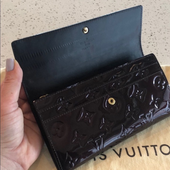 Louis Vuitton wallet - Picture 6 of 8